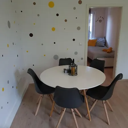 아파트 3 Zimmer Apartment In Duisburg